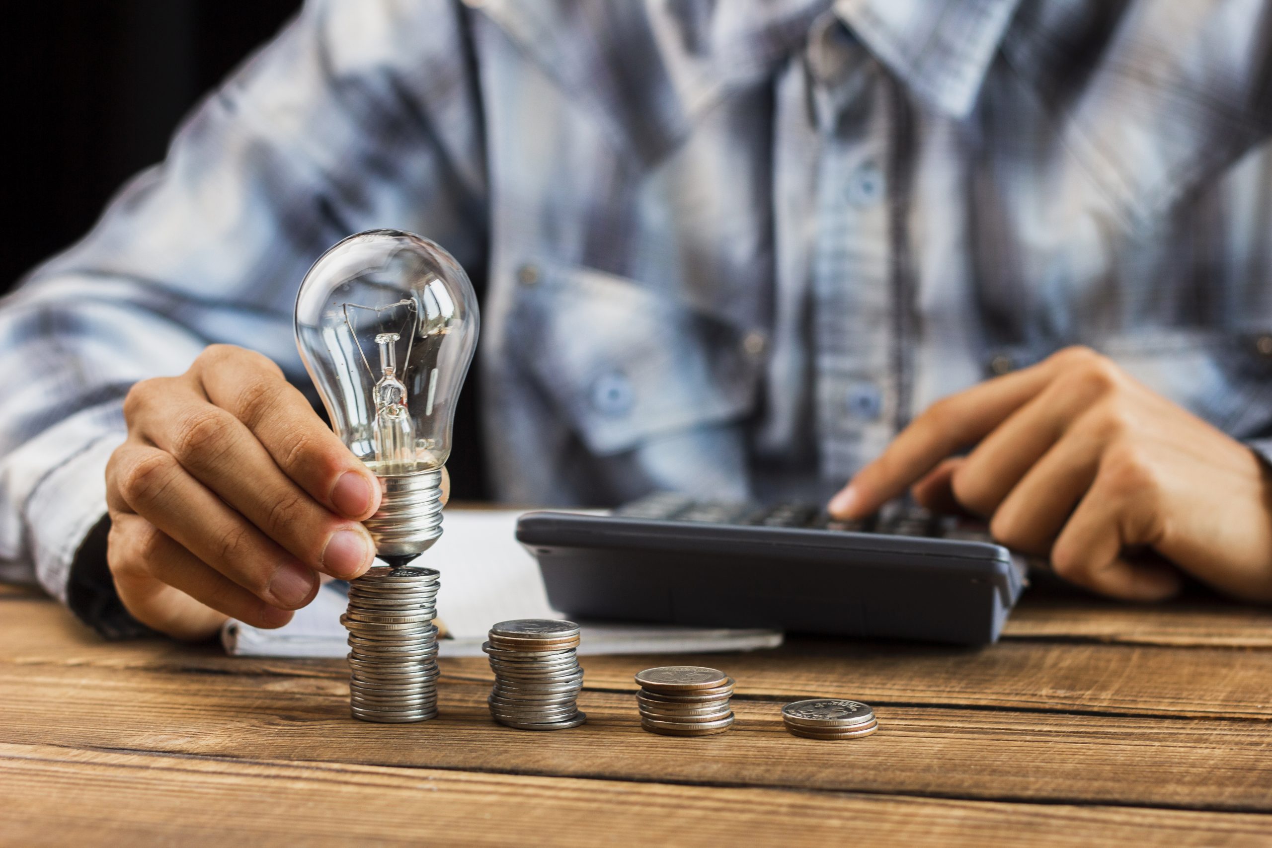 ¿Cómo ahorrar energía y dinero en edificios y condominios?